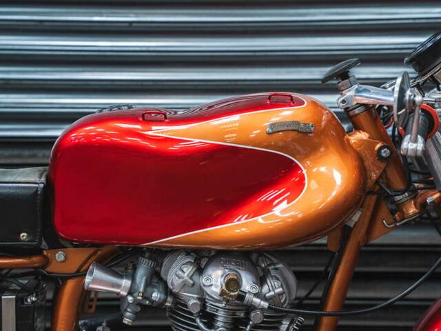 Ducati 175 Sport
