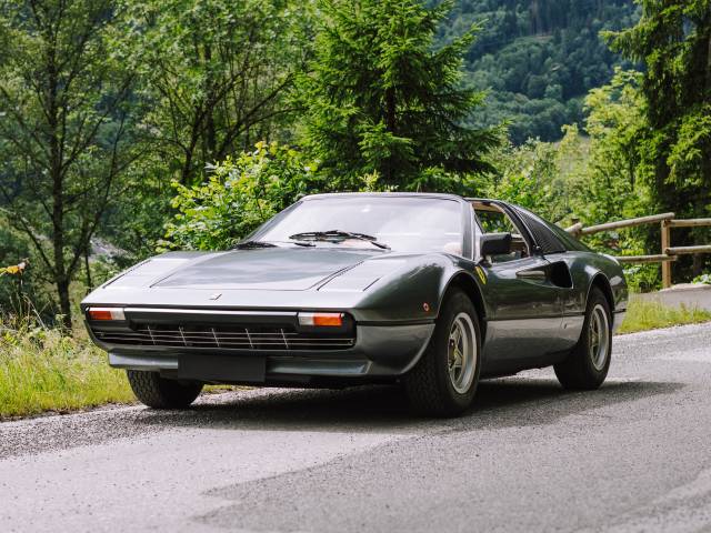 Image 1/27 of Ferrari 308 GTSi (1982)