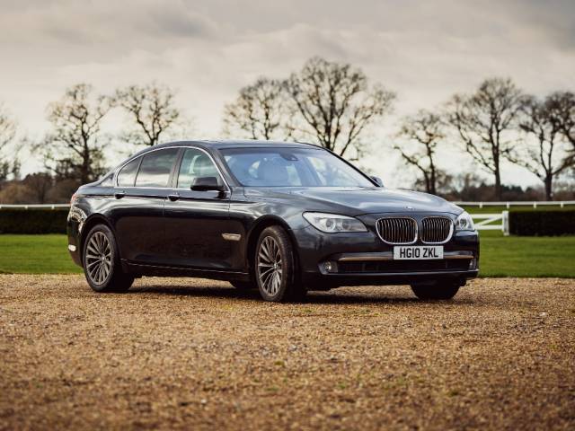 Imagen 1/9 de BMW 750i (2010)