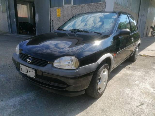 Afbeelding 1/16 van Opel Corsa 1.0 (1999)