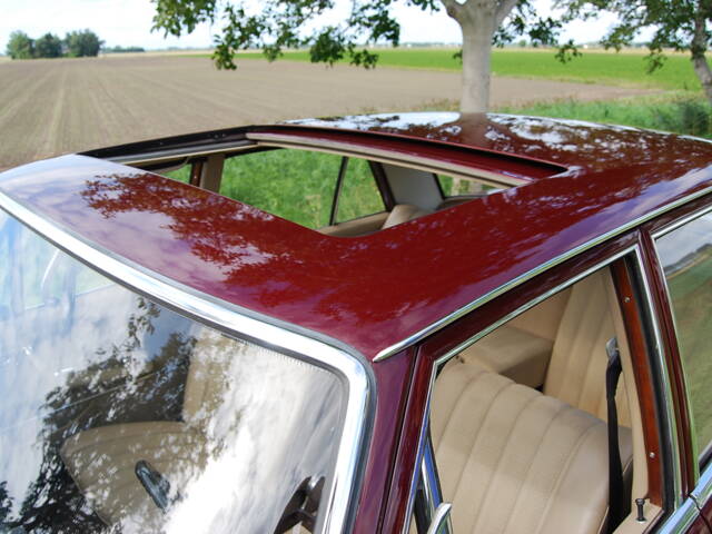 Mercedes-Benz 280 SE