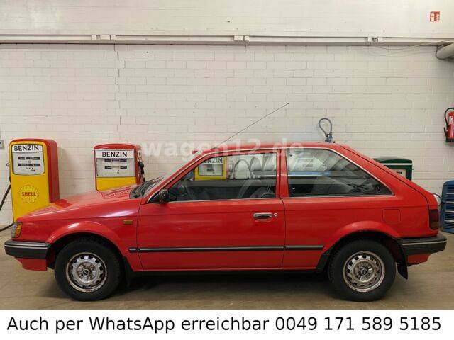 Image 1/17 of Mazda 323 (1985)