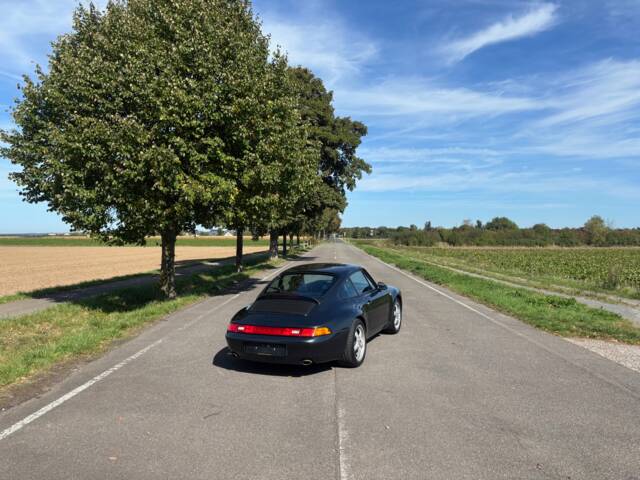 Porsche 911 Carrera