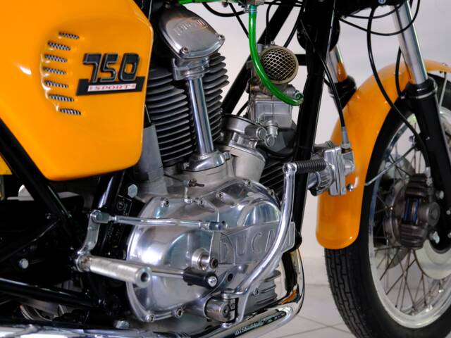 Ducati 750 Sport