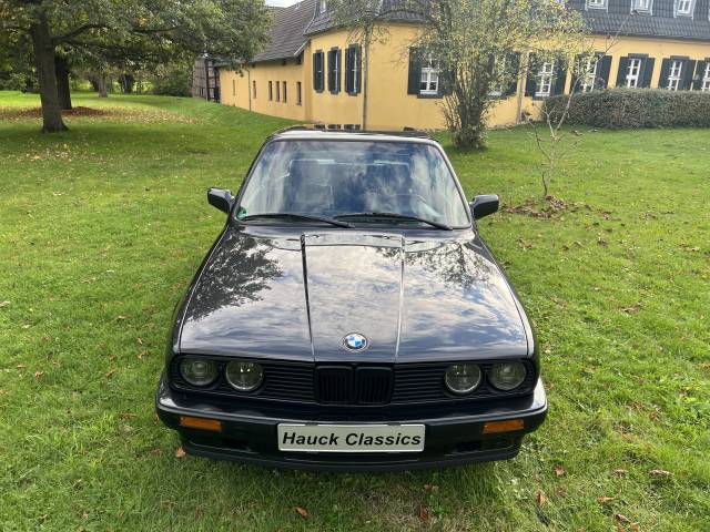 BMW 318i