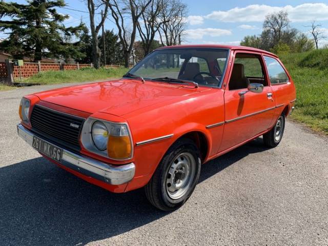 Image 1/9 of Mazda 323 (1977)