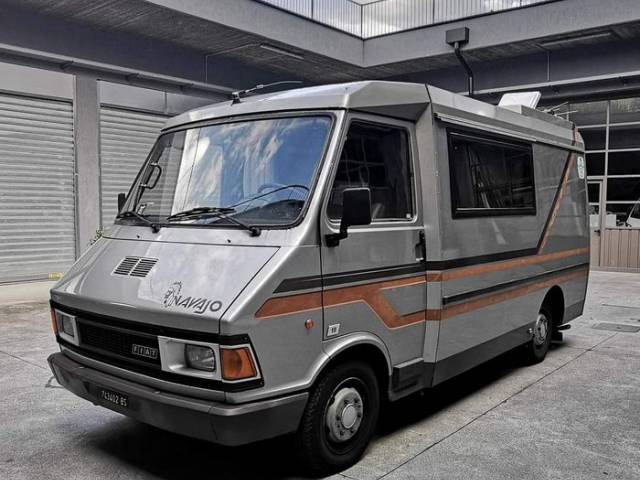 Imagen 1/8 de FIAT 242 E (1980)