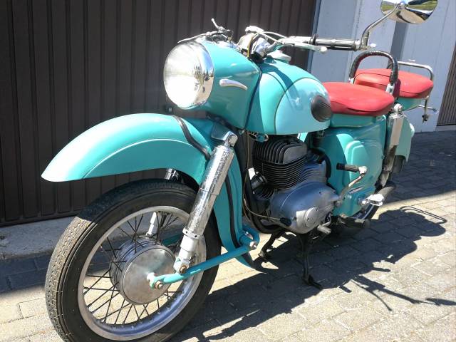 Bild 1/9 von MZ DUMMY (1959)