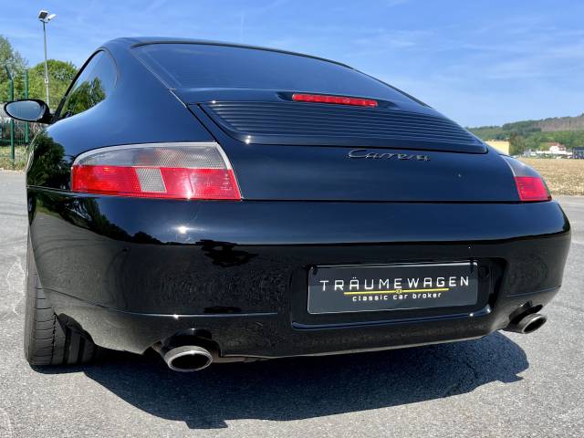 Porsche 911 Carrera