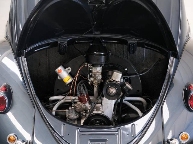 Volkswagen Beetle 1200 Standard "Oval"