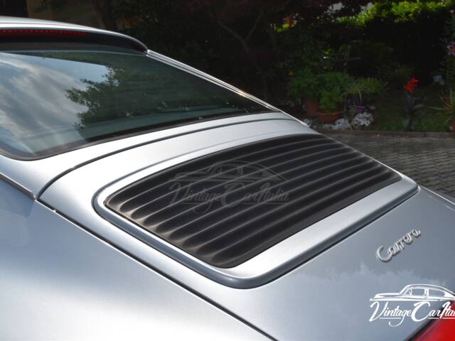 Porsche 911 Carrera