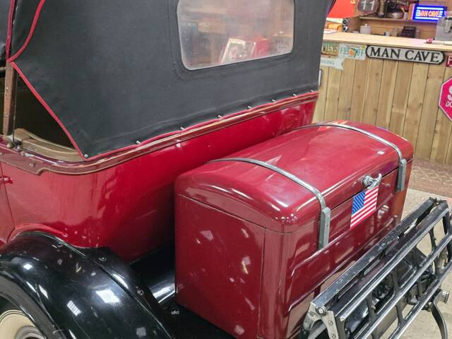 Pierce-Arrow Modell 43