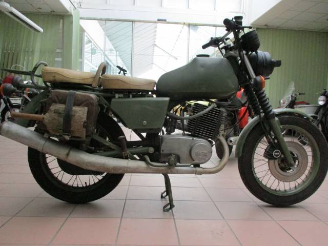 Bild 1/19 von MZ DUMMY (1987)