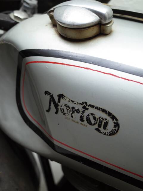 Norton Manx 500