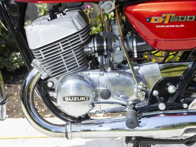 Suzuki GT 500