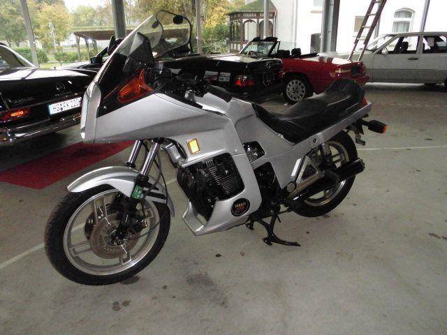 Image 1/6 of Yamaha DUMMY (1983)