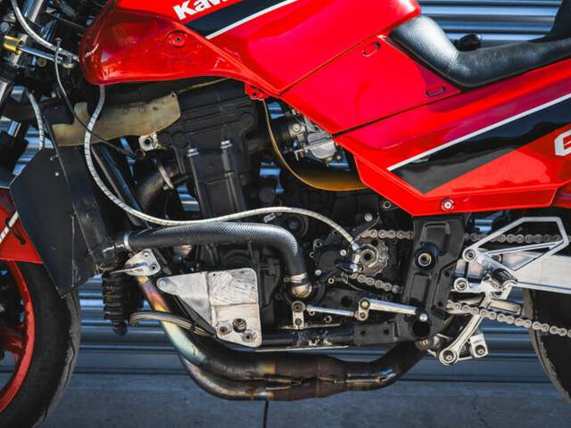 Kawasaki GPX 750R