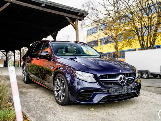Bild 1/47 von Mercedes-Benz E 63 AMG T (2017)