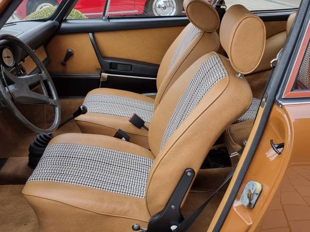 Porsche 911 2.4 T