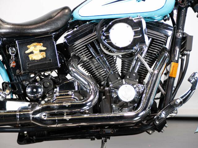 Harley-Davidson Dyna Glide Custom