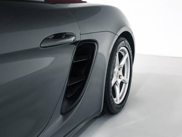 Porsche 718 Boxster