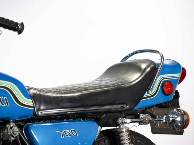 Kawasaki 750 H2 Mach IV