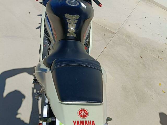 Yamaha YZF 600 R6
