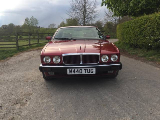 Jaguar XJ 40 3.2