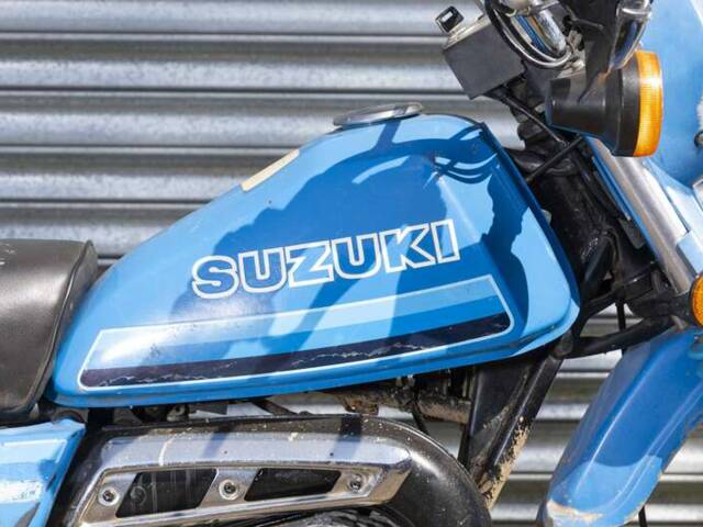 Suzuki TS 185