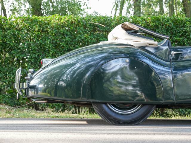 Jaguar XK 120 DHC