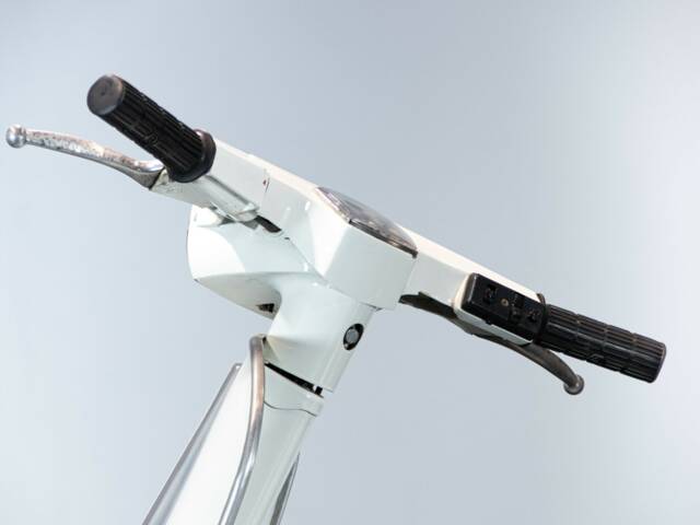 Piaggio Vespa 50 Special