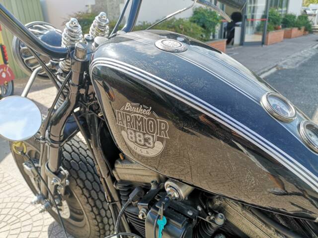Harley-Davidson Sportster XL 883