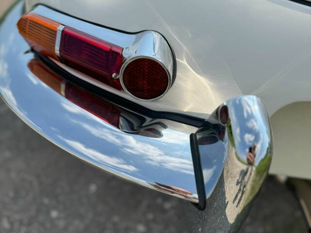 Jaguar E-Type 3.8 Flat Floor
