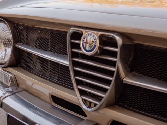 Alfa Romeo Giulia GT 1300 Junior