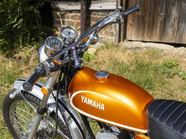 Yamaha A 7