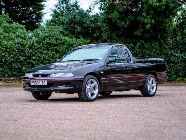 Image 1/12 of Holden Commodore 5.0 (1997)