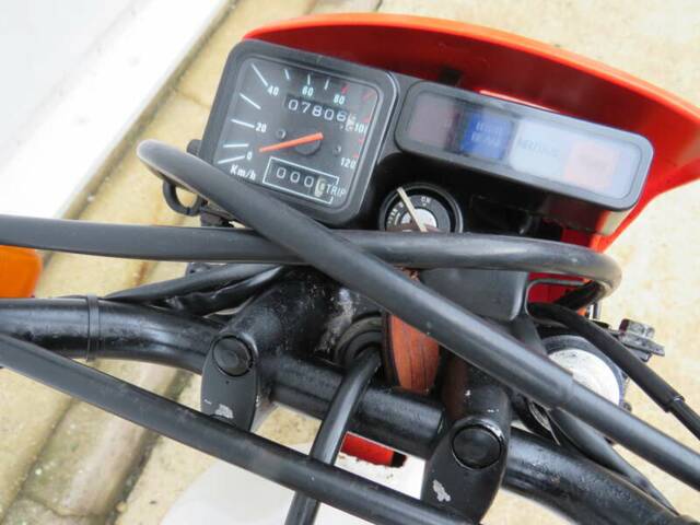 Honda TLR 200