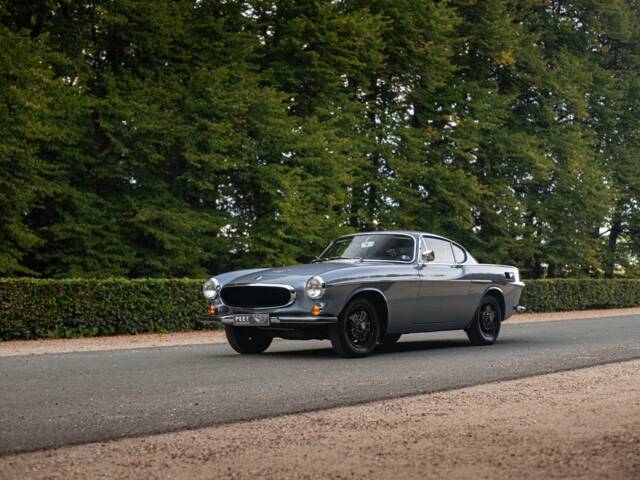 Volvo 1800 E