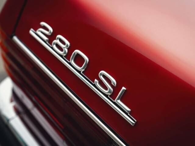 Mercedes-Benz 280 SL
