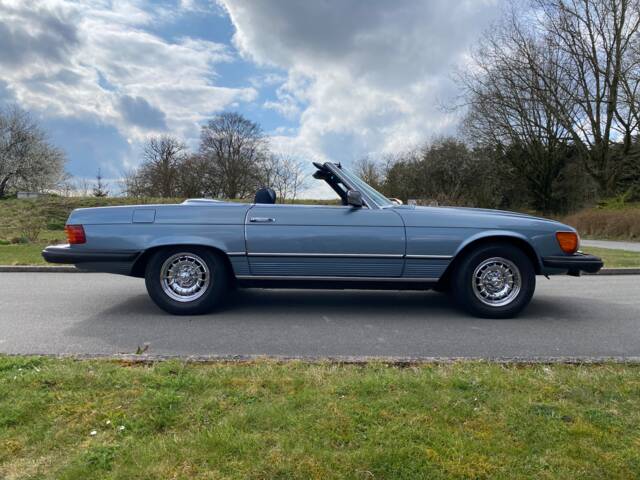 Mercedes-Benz 450 SL