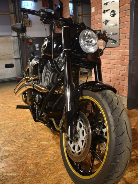 Victory Hammer 8-Ball