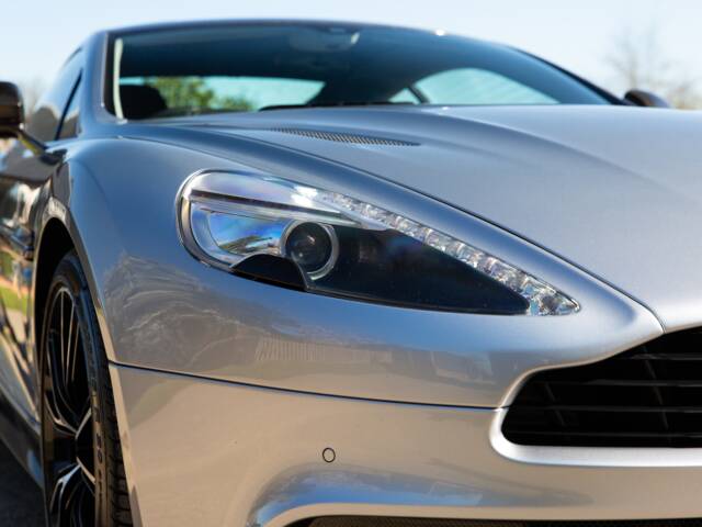 Aston Martin Vanquish