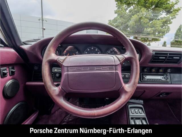 Porsche 911 Carrera 4