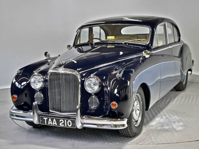 Jaguar Mk VIII