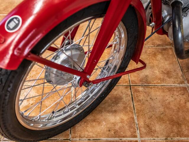 Triumph (TWN) BD 250