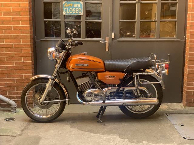 Bild 1/23 von Suzuki DUMMY (1976)