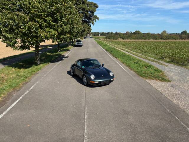 Porsche 911 Carrera
