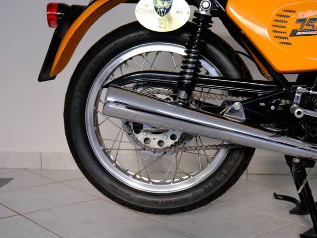 Ducati 750 Sport