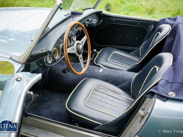 Austin-Healey 3000 Mk II (BN7)