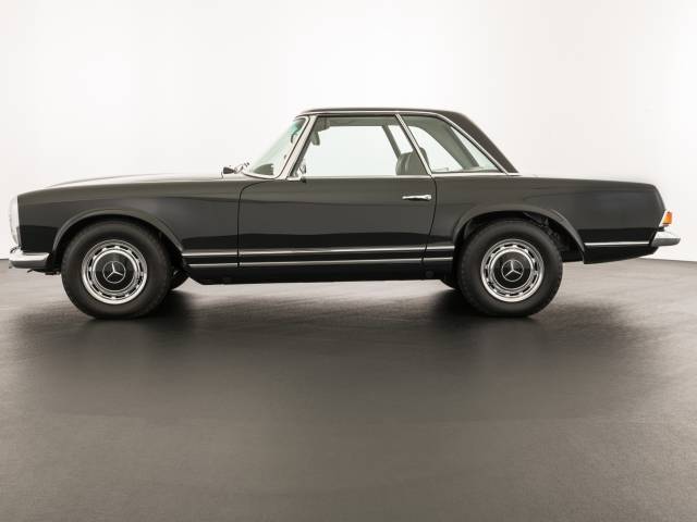 Mercedes-Benz 280 SL